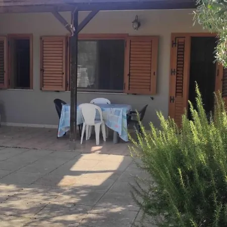 Сasa de vacaciones Casa Claudia SantʼAnna Arresi